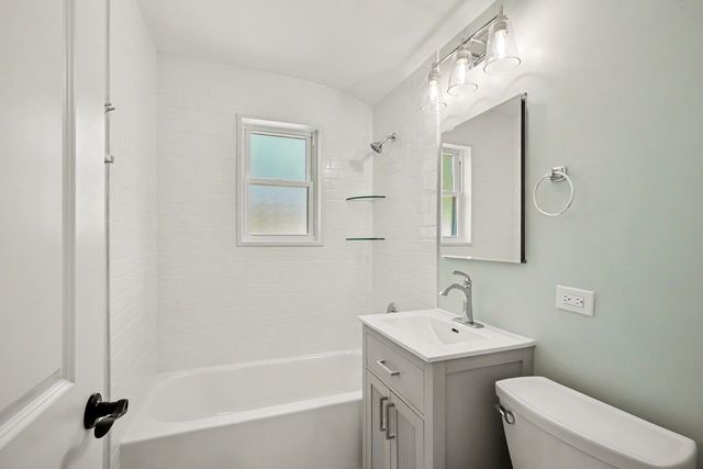 507 N Kenilworth Avenue, Glen Ellyn, IL 60137