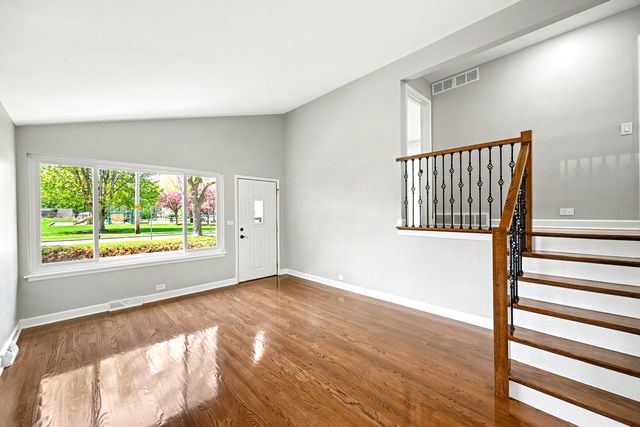507 N Kenilworth Avenue, Glen Ellyn, IL 60137