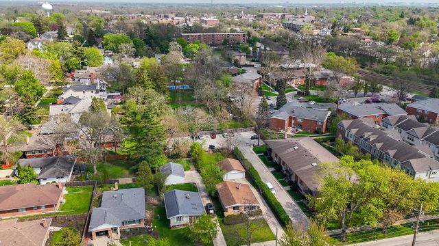 507 N Kenilworth Avenue, Glen Ellyn, IL 60137
