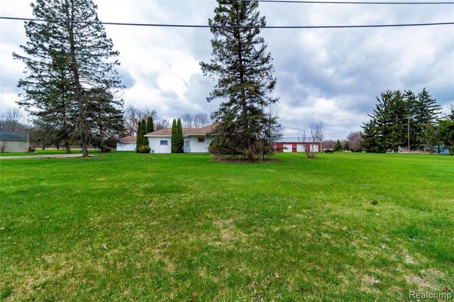 1334 Peppermill Road, Lapeer, MI 48446