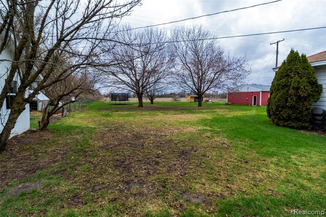 1334 Peppermill Road, Lapeer, MI 48446
