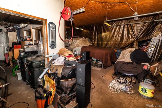 1334 Peppermill Road, Lapeer, MI 48446
