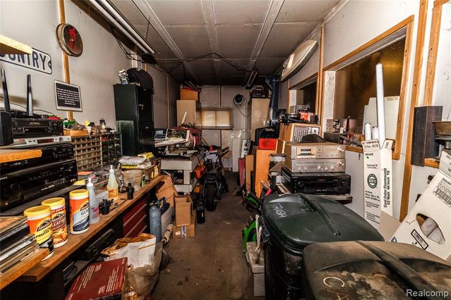 1334 Peppermill Road, Lapeer, MI 48446