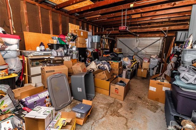 1334 Peppermill Road, Lapeer, MI 48446