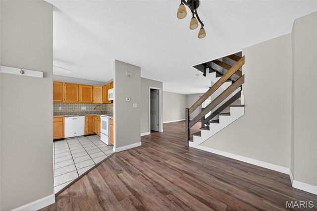 12 Catamaran Drive, Lake St Louis, MO 63367