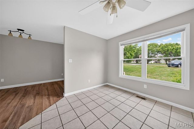 12 Catamaran Drive, Lake St Louis, MO 63367