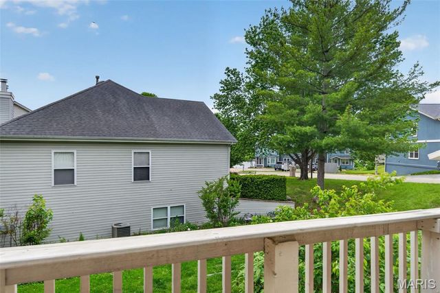 12 Catamaran Drive, Lake St Louis, MO 63367