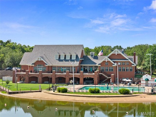 12 Catamaran Drive, Lake St Louis, MO 63367
