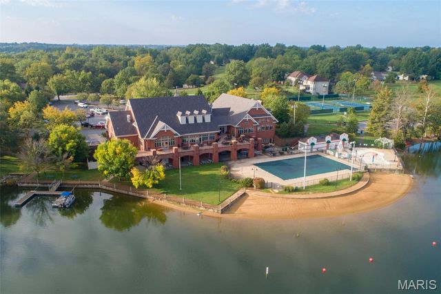 12 Catamaran Drive, Lake St Louis, MO 63367