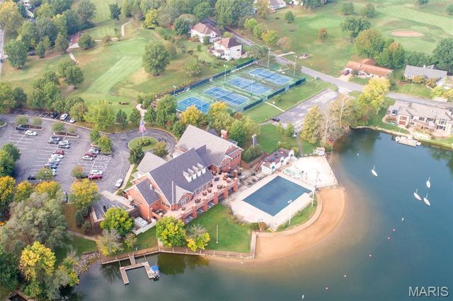 12 Catamaran Drive, Lake St Louis, MO 63367
