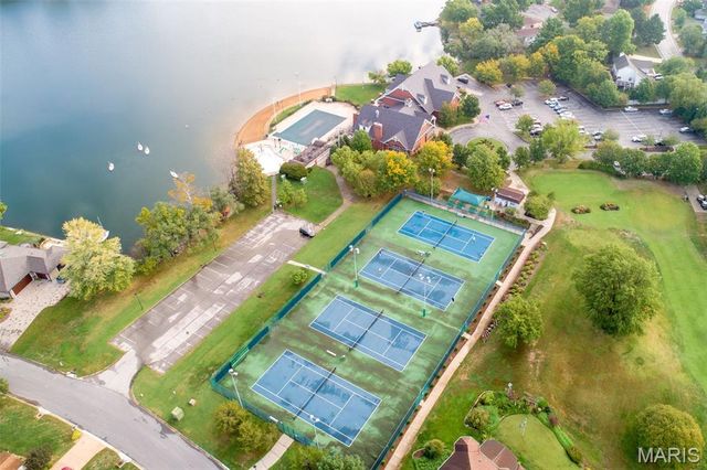 12 Catamaran Drive, Lake St Louis, MO 63367