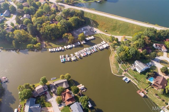 12 Catamaran Drive, Lake St Louis, MO 63367