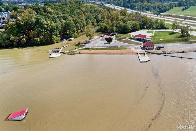12 Catamaran Drive, Lake St Louis, MO 63367