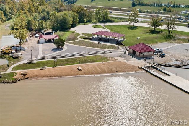 12 Catamaran Drive, Lake St Louis, MO 63367