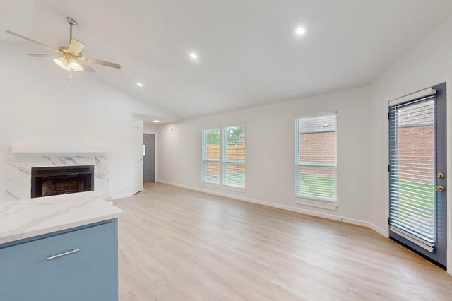 938 Mapleleaf Lane, Coppell, TX 75019