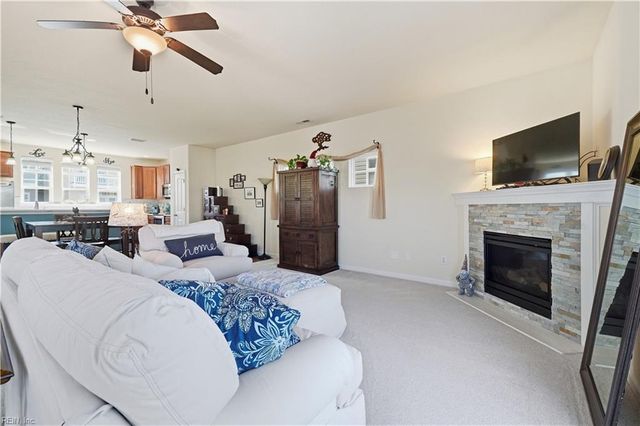 9518 3rd Bay St Unit 113, Norfolk, VA 23518