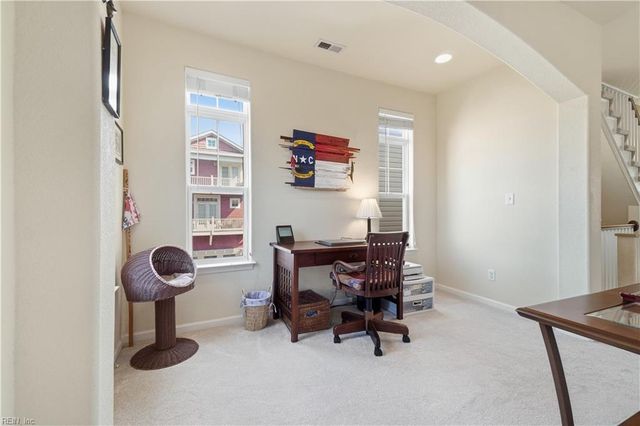 9518 3rd Bay St Unit 113, Norfolk, VA 23518
