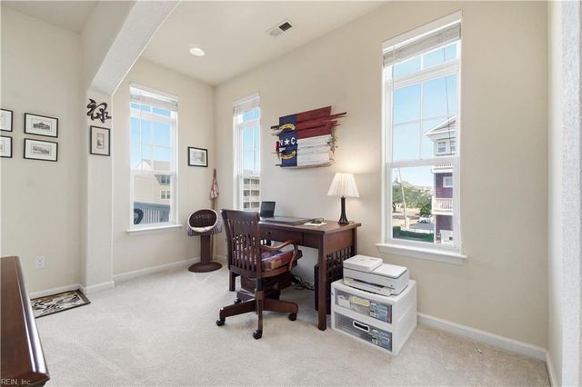 9518 3rd Bay St Unit 113, Norfolk, VA 23518