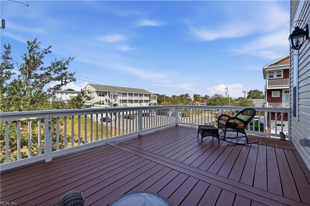 9518 3rd Bay St Unit 113, Norfolk, VA 23518