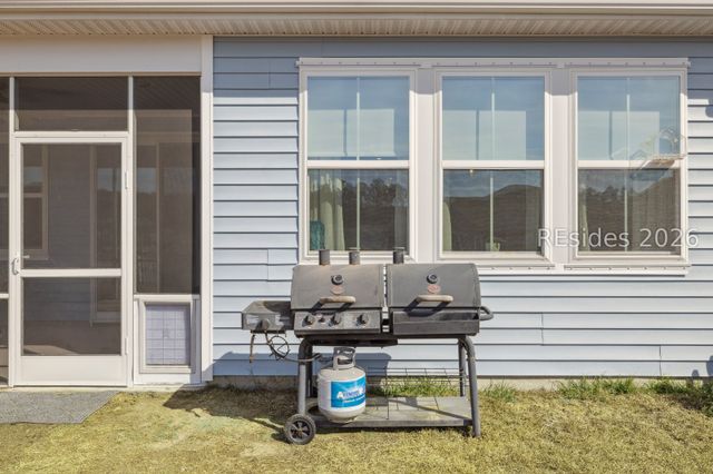 91 Hartwell Rd, Bluffton, SC 29910