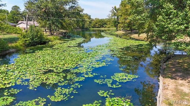 106 Lakeview Drive, Carlinville, IL 62626