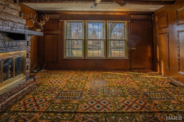 106 Lakeview Drive, Carlinville, IL 62626