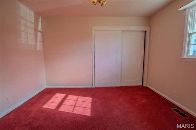 106 Lakeview Drive, Carlinville, IL 62626