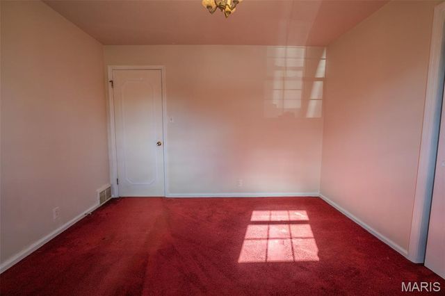 106 Lakeview Drive, Carlinville, IL 62626