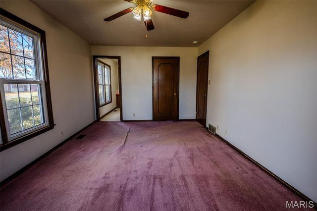 106 Lakeview Drive, Carlinville, IL 62626