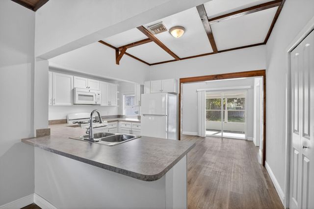 1006 S M Street, Lake Worth Beach, FL 33460