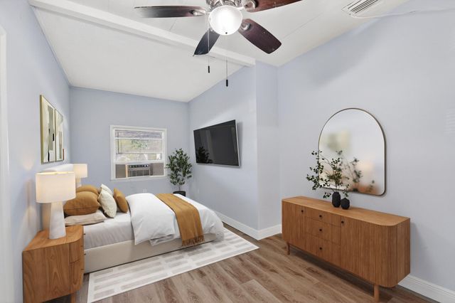 1006 S M Street, Lake Worth Beach, FL 33460