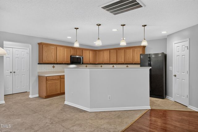 224 Ashdale Drive, Fuquay Varina, NC 27526