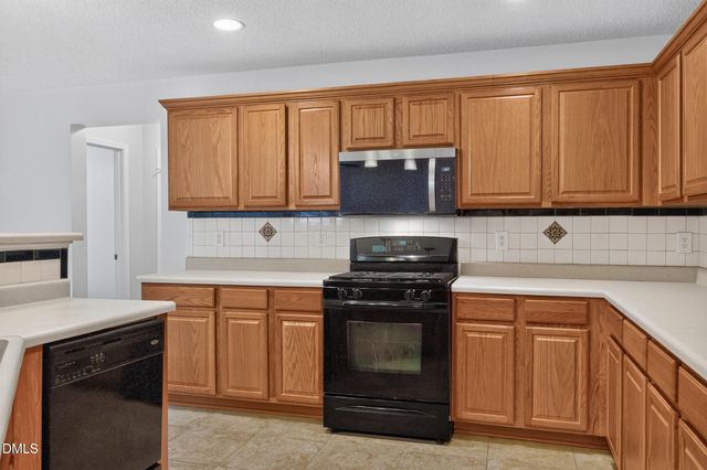 224 Ashdale Drive, Fuquay Varina, NC 27526
