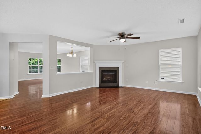 224 Ashdale Drive, Fuquay Varina, NC 27526