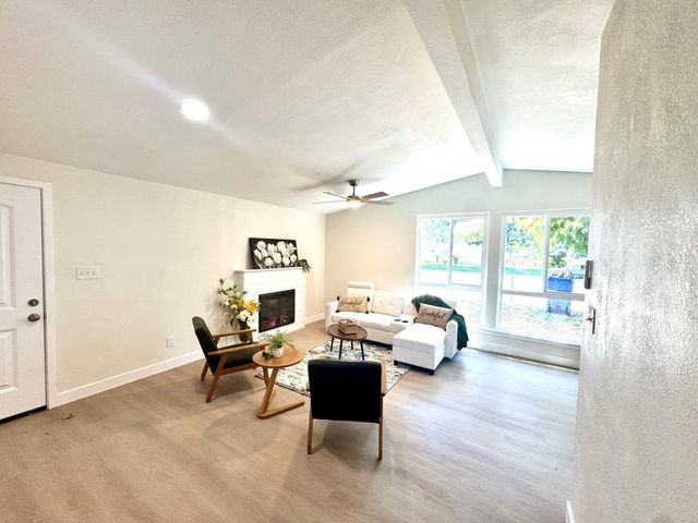 4777 E Butler Avenue, Fresno, CA 93702