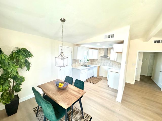 4777 E Butler Avenue, Fresno, CA 93702