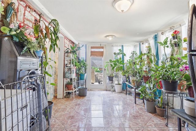 2900 Webberville RD, Austin, TX 78702