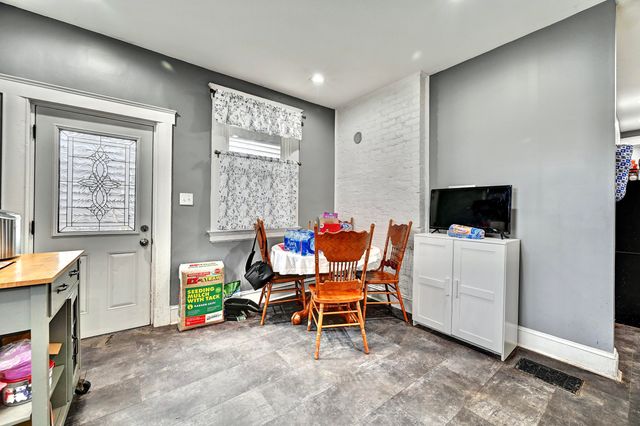 216 E 18th Street, Covington, KY 41014