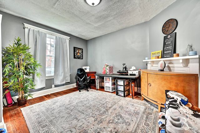 216 E 18th Street, Covington, KY 41014