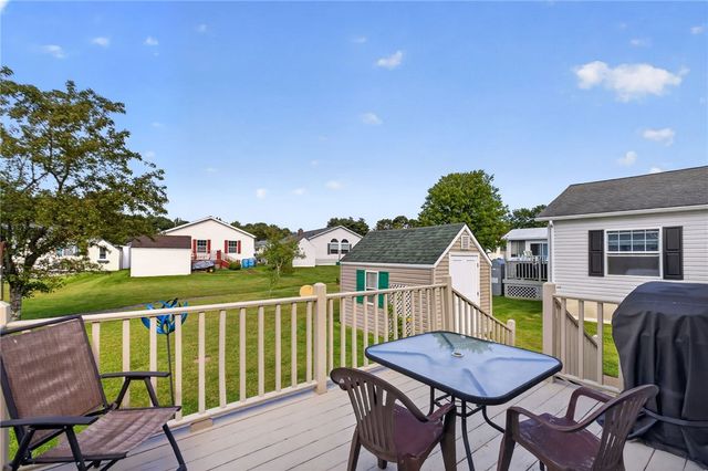 32 red tail trail Trail, Tiverton, RI 02878