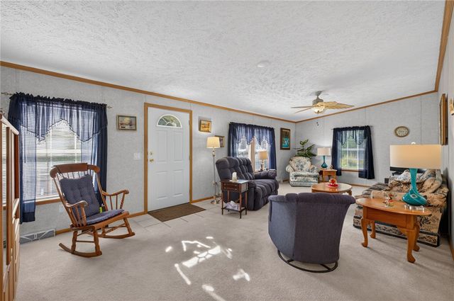32 red tail trail Trail, Tiverton, RI 02878