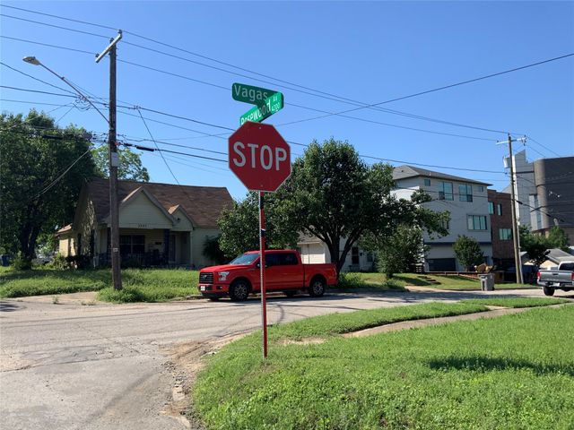 2247 Vagas Street, Dallas, TX 75219