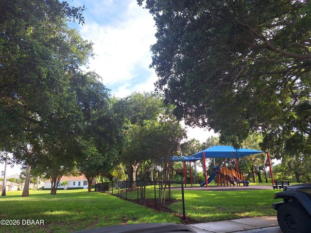 29 N Lakewalk Drive, Palm Coast, FL 32137