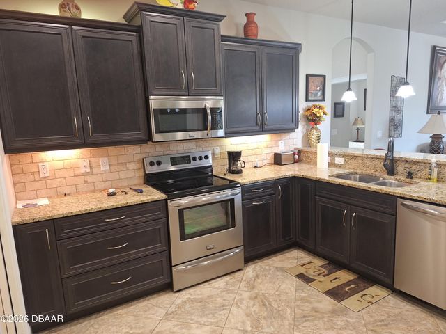 29 N Lakewalk Drive, Palm Coast, FL 32137