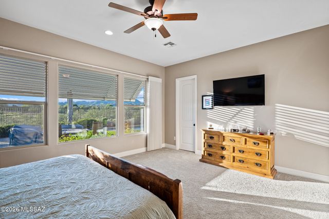 13725 N Hidden Springs Drive, Oro Valley, AZ 85755