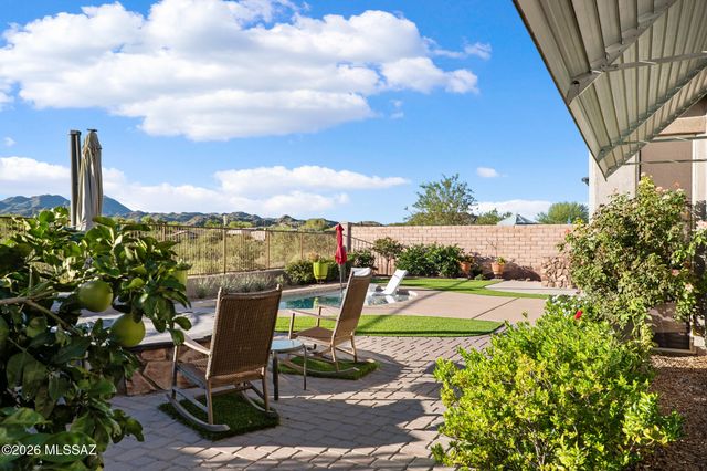 13725 N Hidden Springs Drive, Oro Valley, AZ 85755