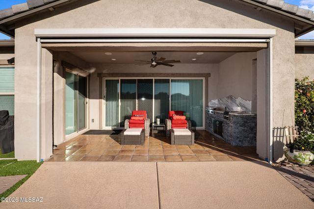 13725 N Hidden Springs Drive, Oro Valley, AZ 85755