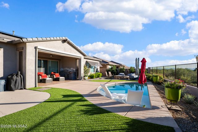 13725 N Hidden Springs Drive, Oro Valley, AZ 85755