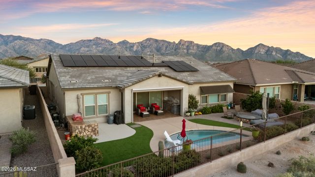 13725 N Hidden Springs Drive, Oro Valley, AZ 85755