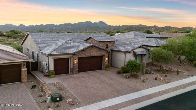 13725 N Hidden Springs Drive, Oro Valley, AZ 85755